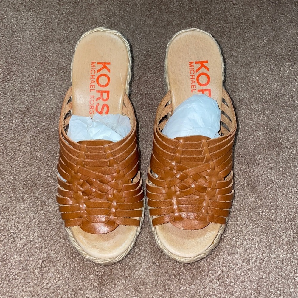 KORS Michael Kors Luggage Espadrille Wedges - Picture 2 of 9